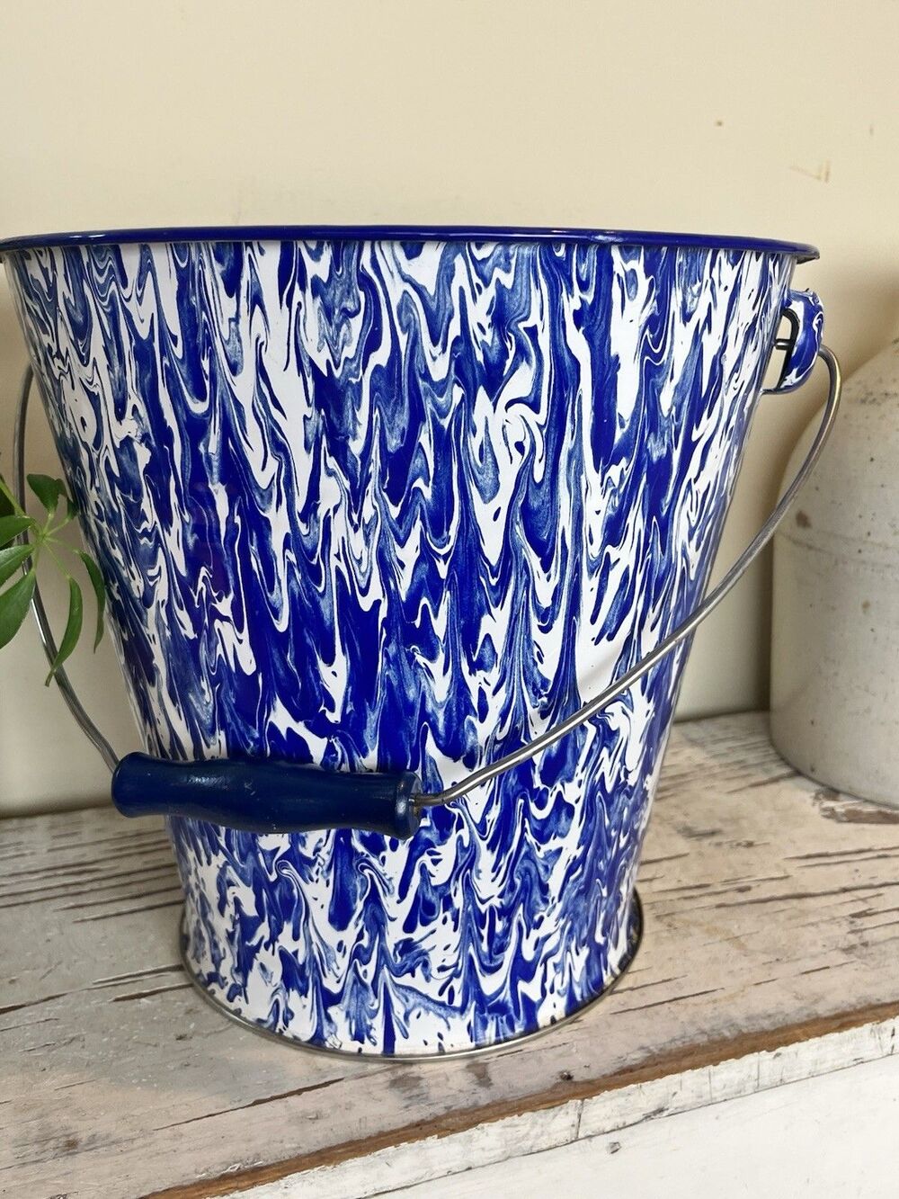 Vintage Golden Rabbit Blue & White LG Splatter Bucket Pail W/Wood Handle NOS